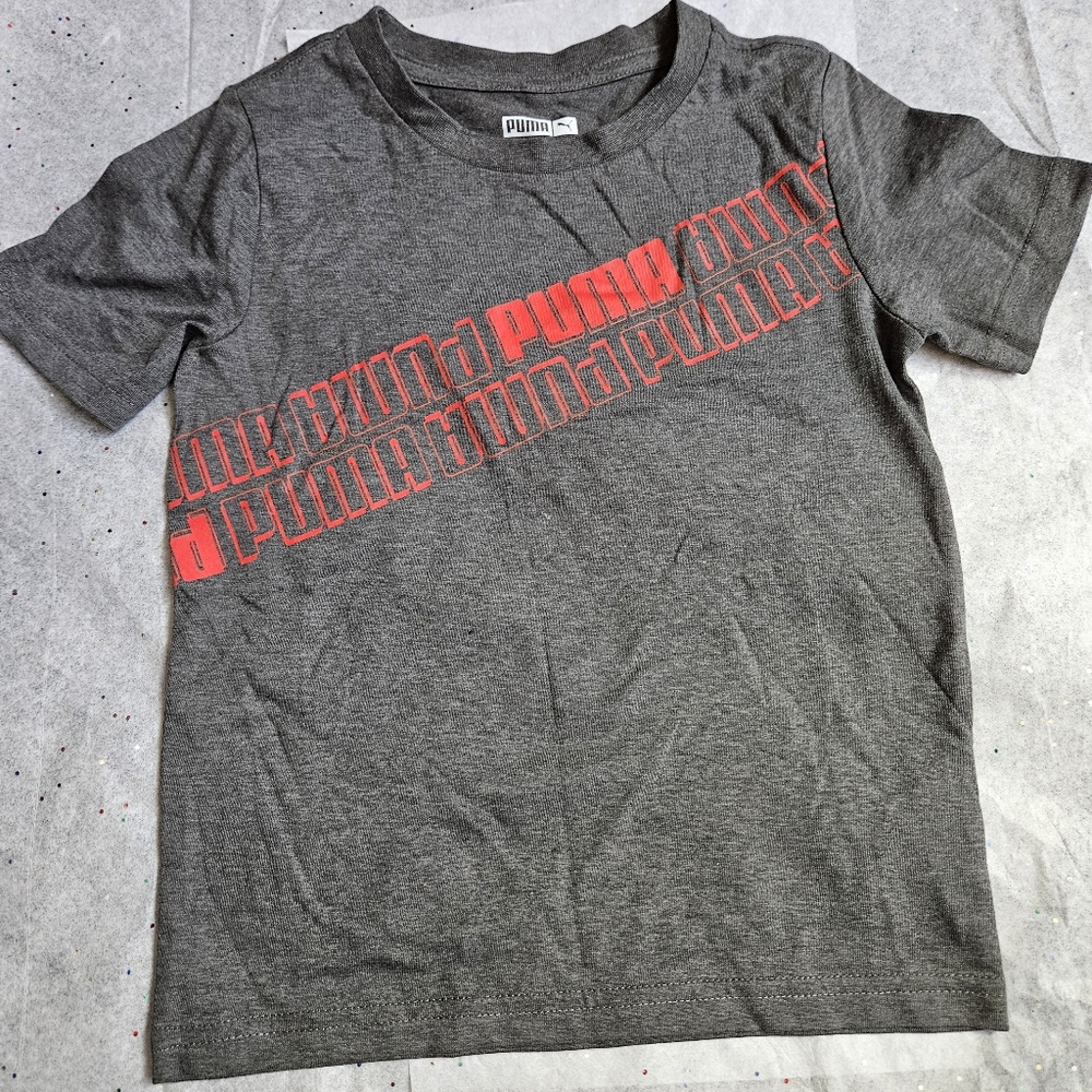 PUMA BOYS short sleeve T-shirt size 5T Gray Red